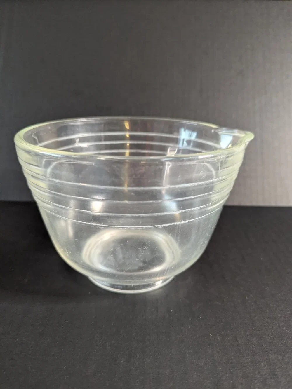 Vintage Glass Mixing Bowl with Etched Lines and Pour Spout